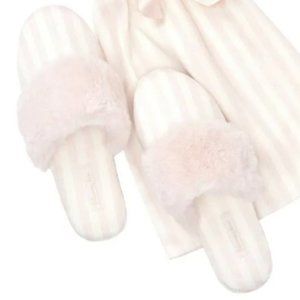 New Victoria's Secret Sexy Slip On Slippers Sz Md